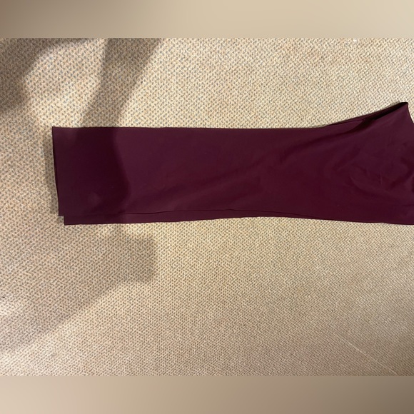 On the Fly Pant Full Length - Garnet - Picture 8 of 10